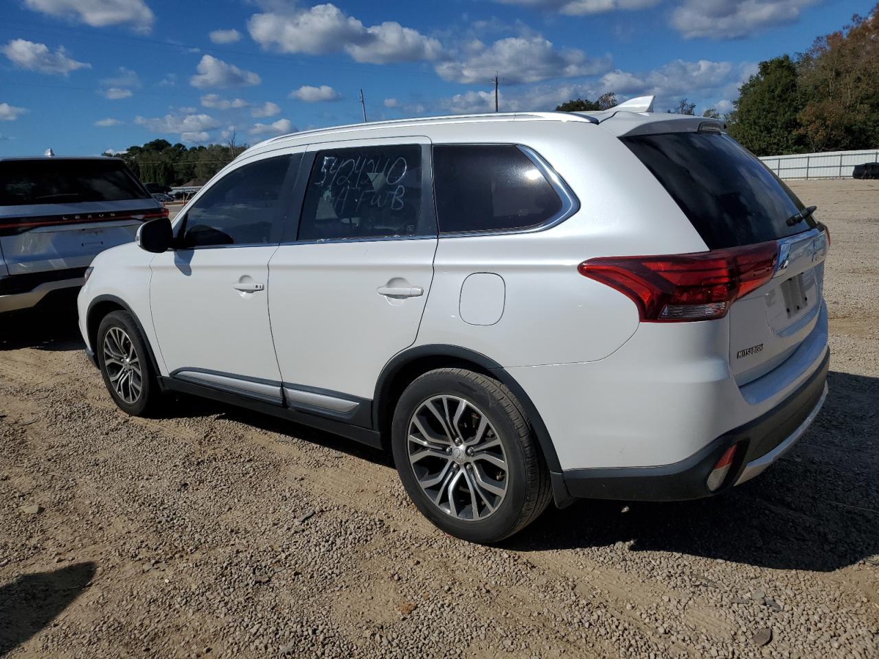 2017 MITSUBISHI outlander
