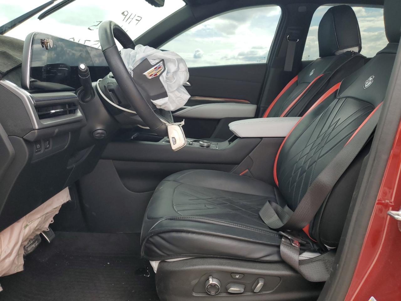 2025 CADILLAC XT4