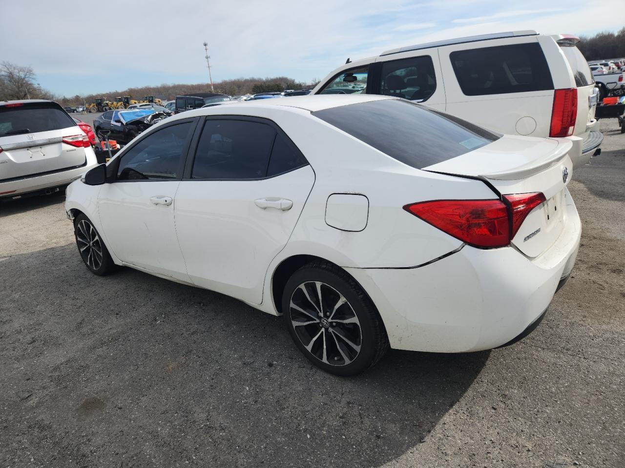 2017 TOYOTA COROLLA