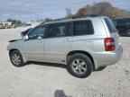 2004 TOYOTA HIGHLANDER