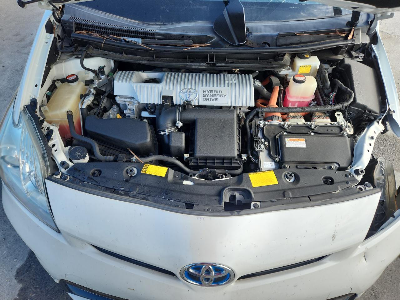 2015 TOYOTA PRIUS
