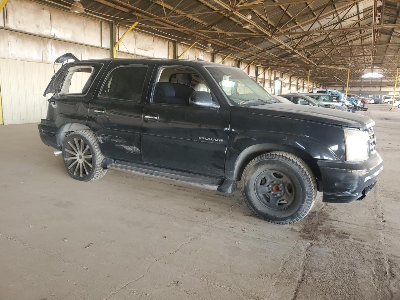 2002 CADILLAC ESCALADE