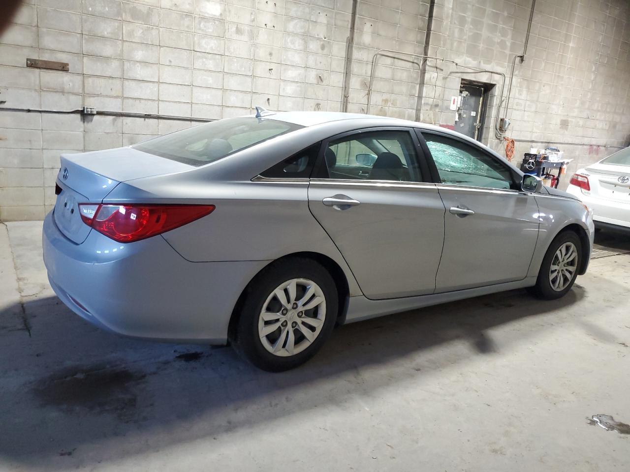2011 HYUNDAI SONATA