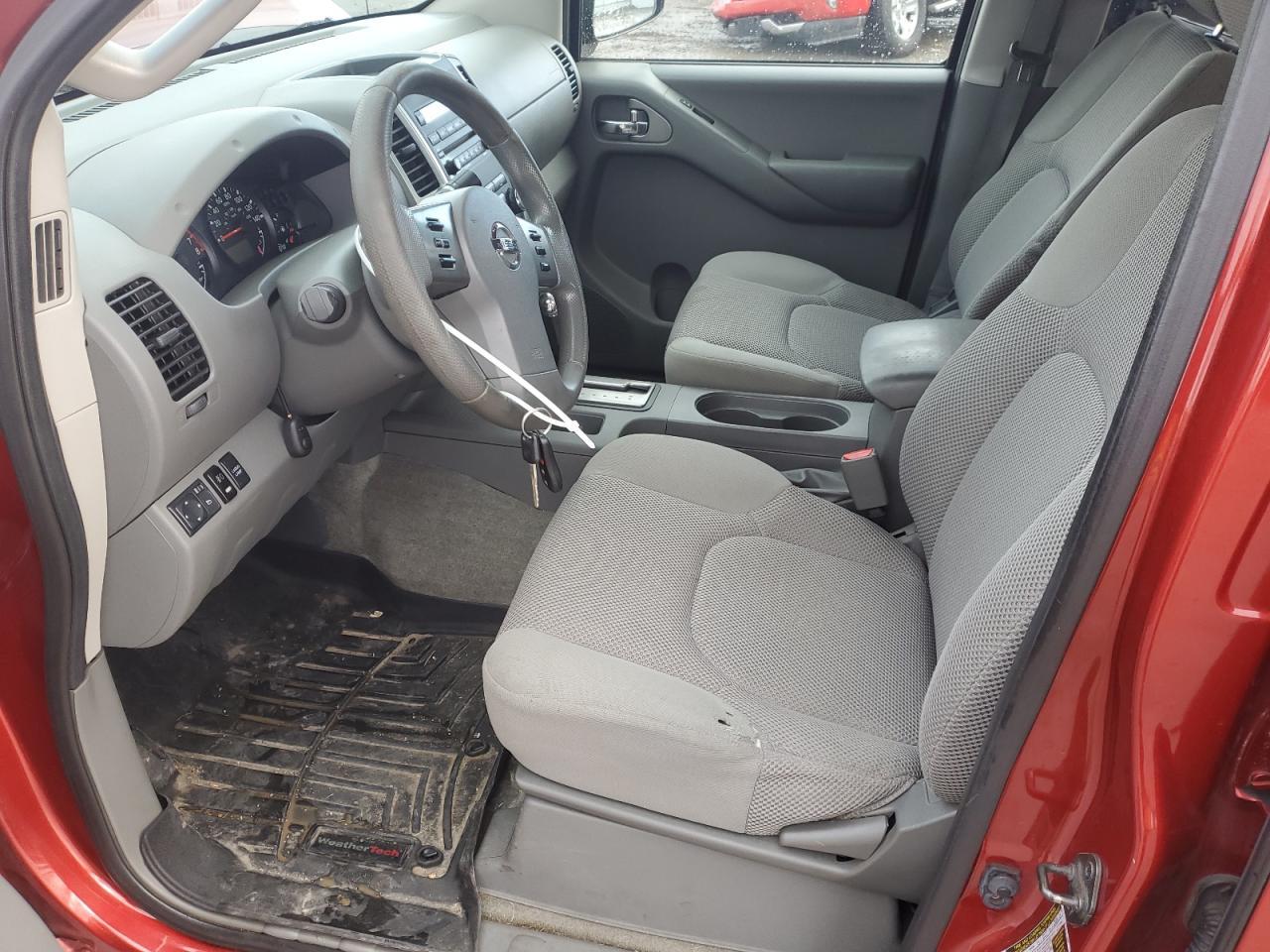 2012 NISSAN Frontier