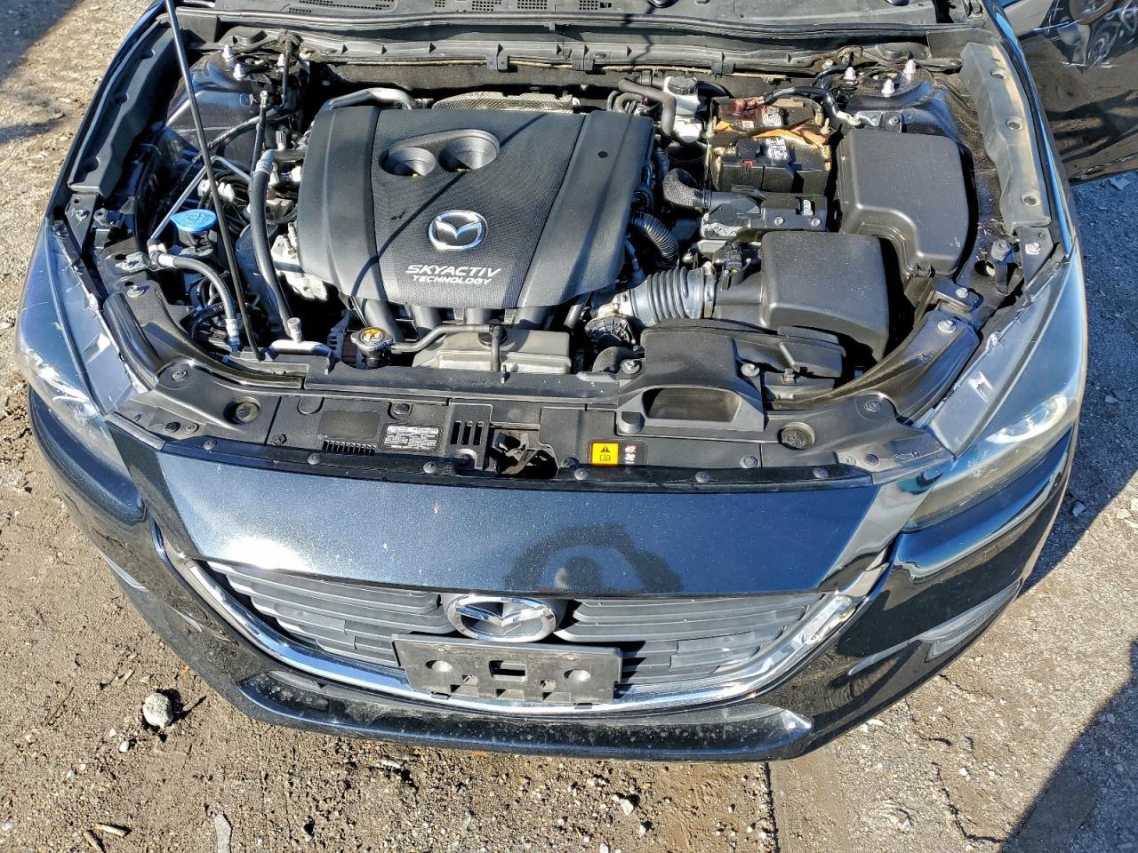 2018 MAZDA 3