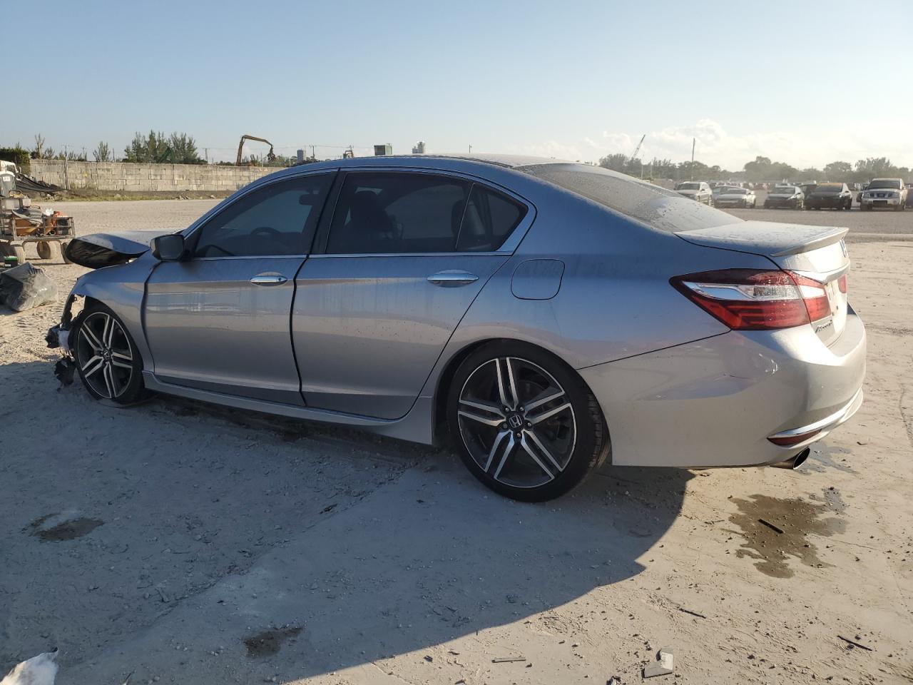 2017 HONDA ACCORD