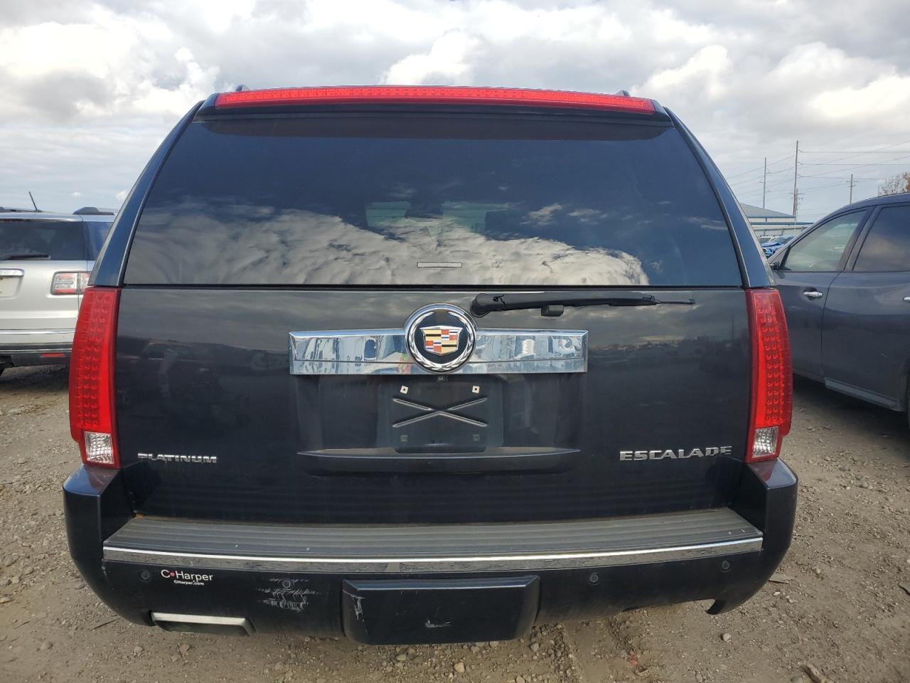 2013 CADILLAC ESCALADE
