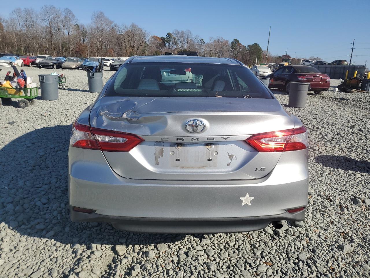 2018 TOYOTA CAMRY