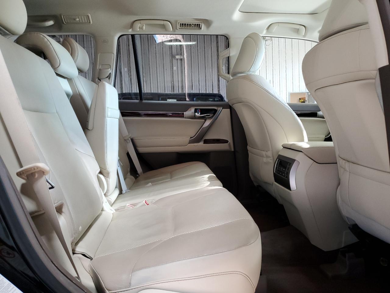 2016 LEXUS GX 460