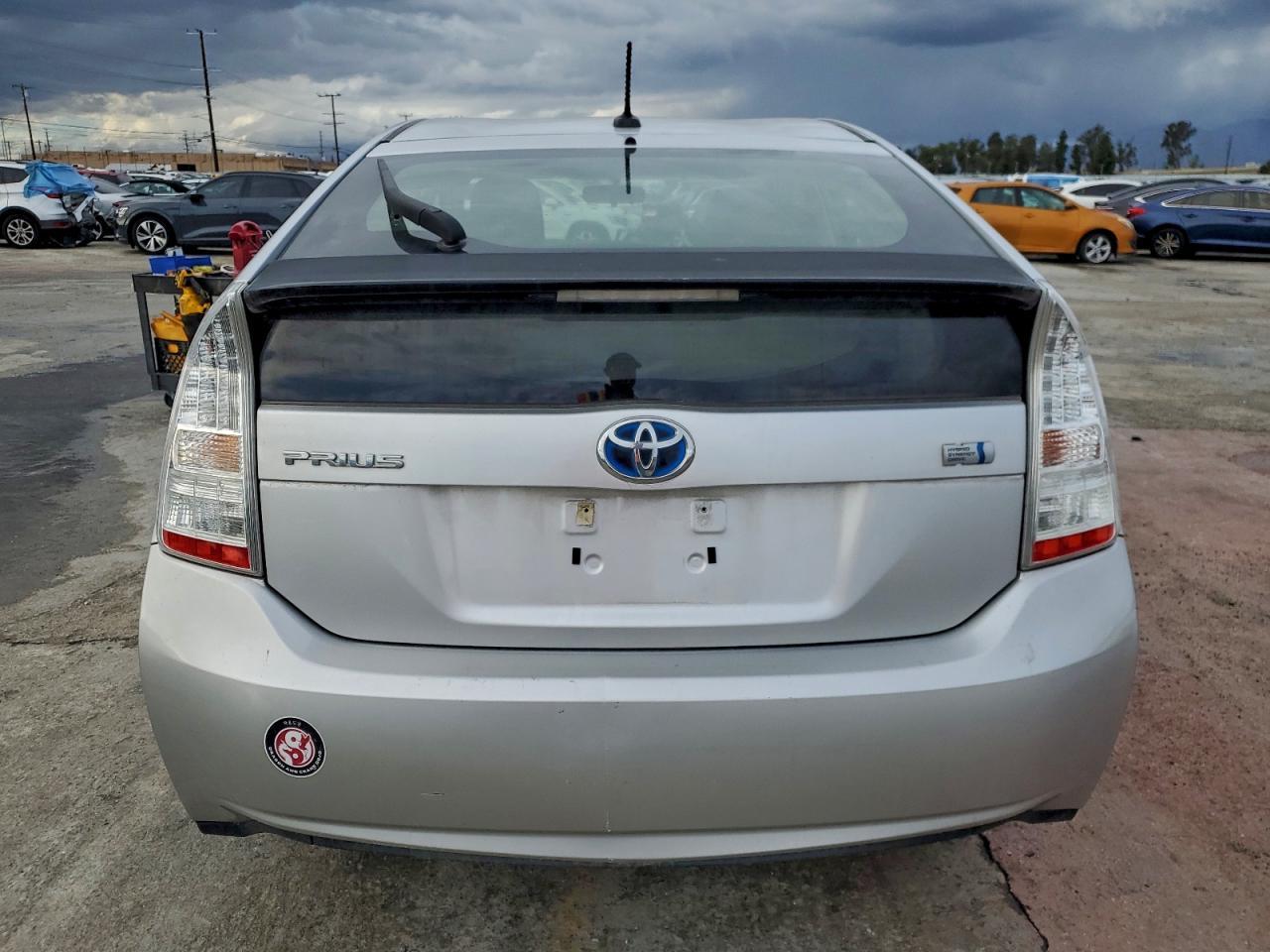 2011 TOYOTA PRIUS
