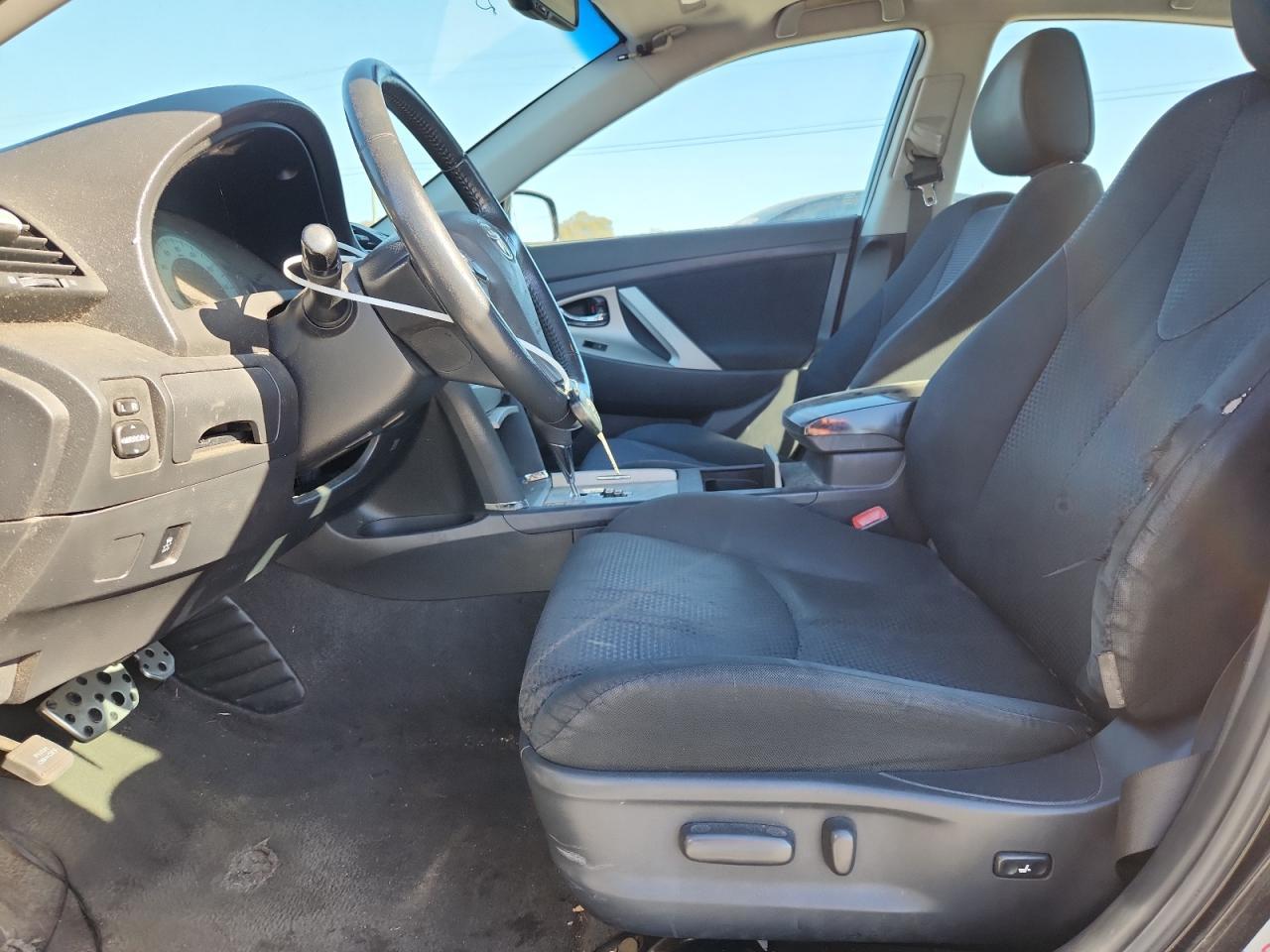 2010 TOYOTA CAMRY