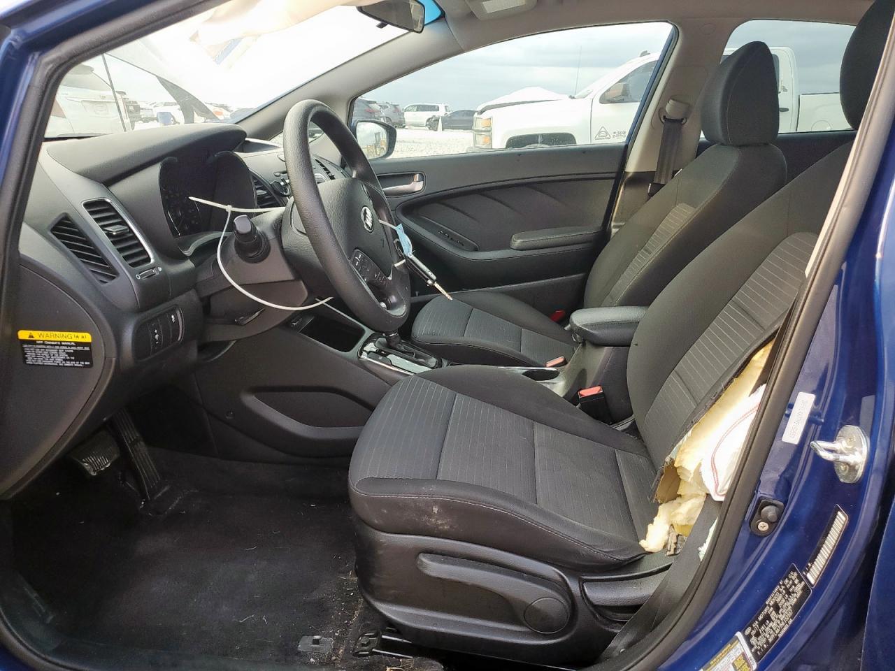 2017 KIA FORTE
