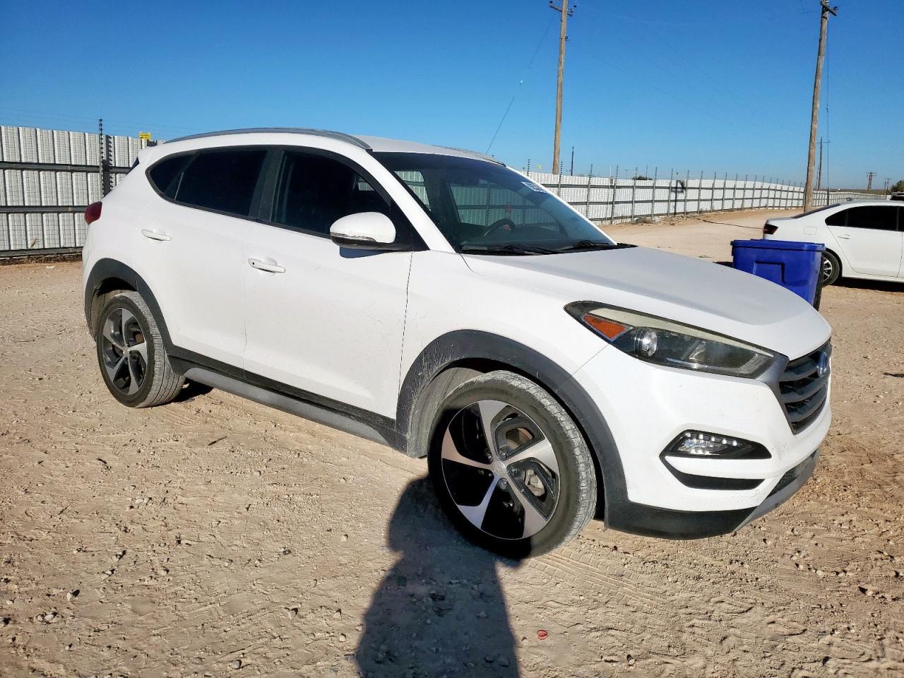 2018 HYUNDAI TUCSON