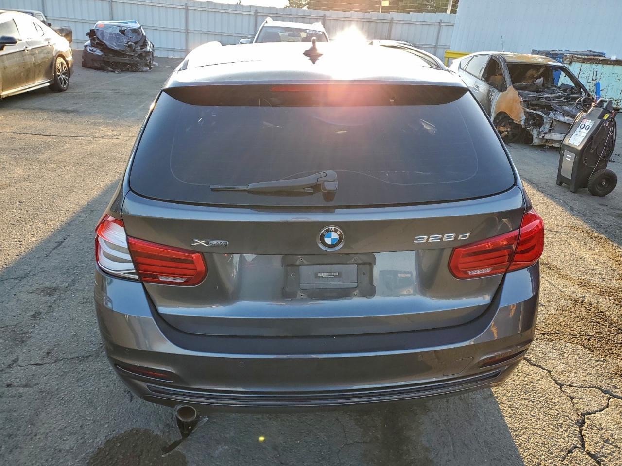2018 BMW 3 SERIES