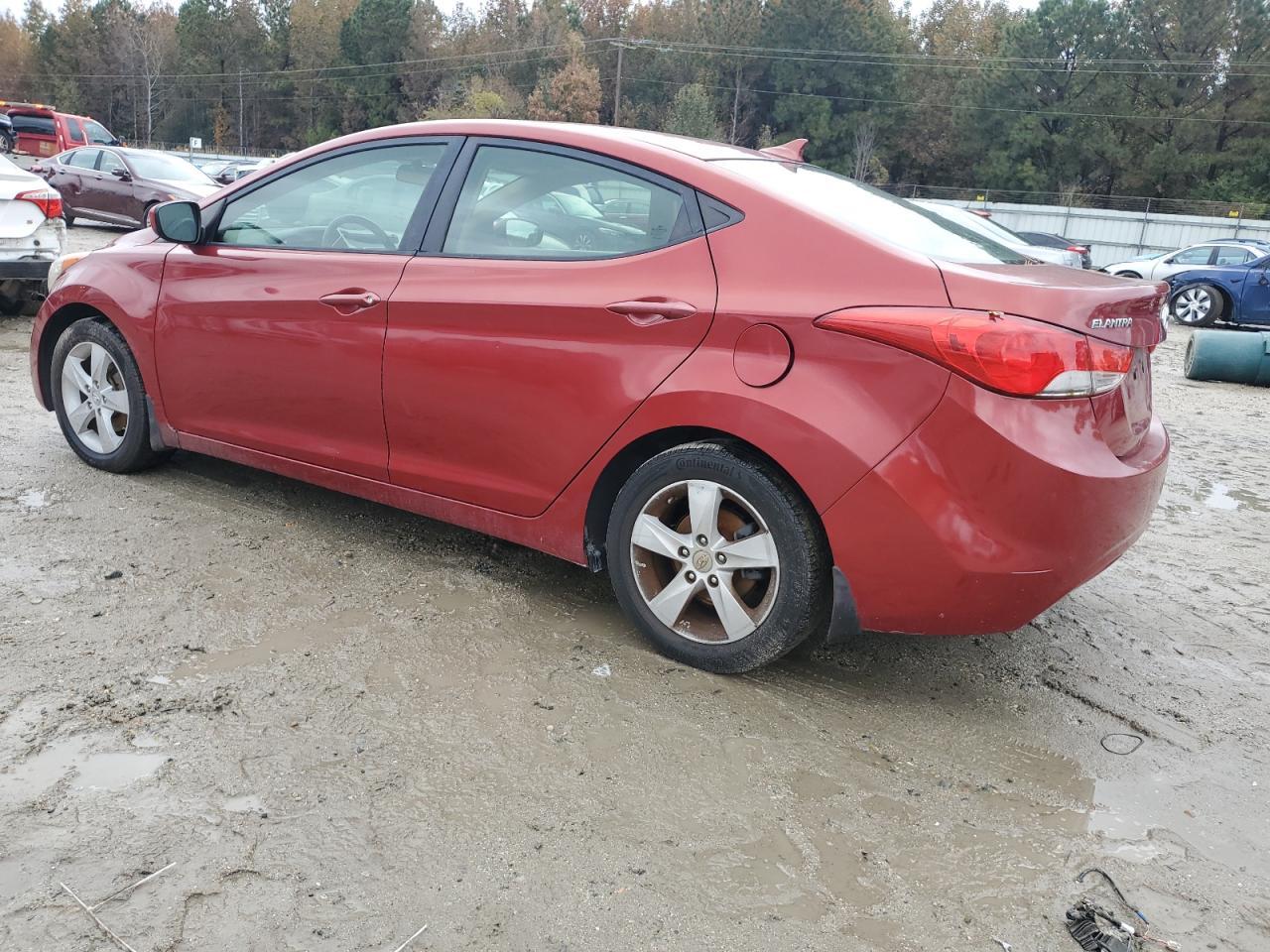 2012 HYUNDAI ELANTRA