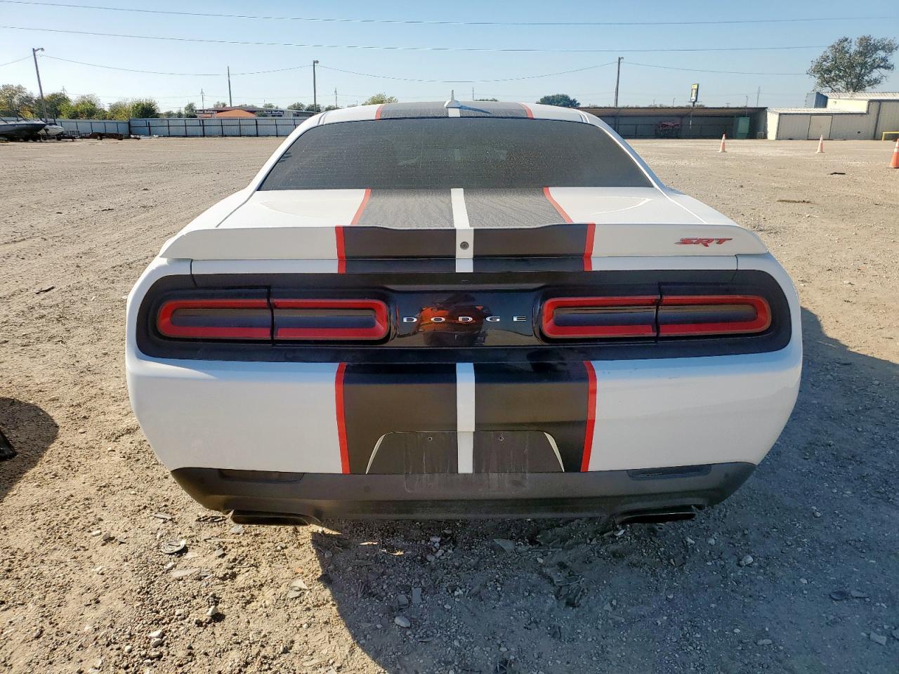 2016 DODGE Challenger