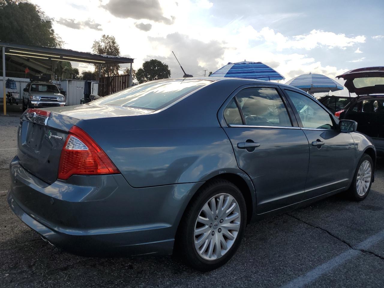 2011 FORD FUSION