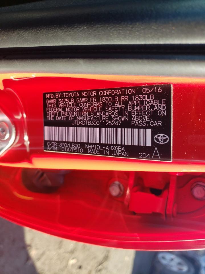 2016 TOYOTA Prius c
