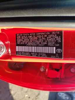 2016 TOYOTA Prius c