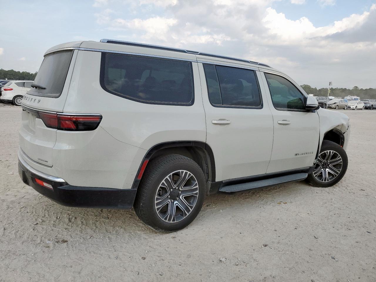 2022 JEEP Wagoneer