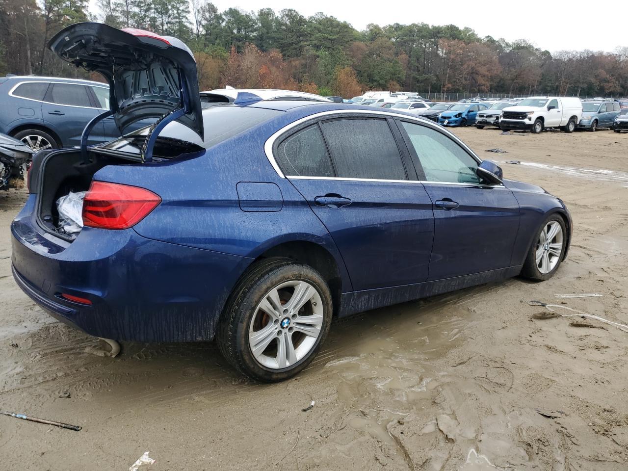 2018 BMW 3 SERIES