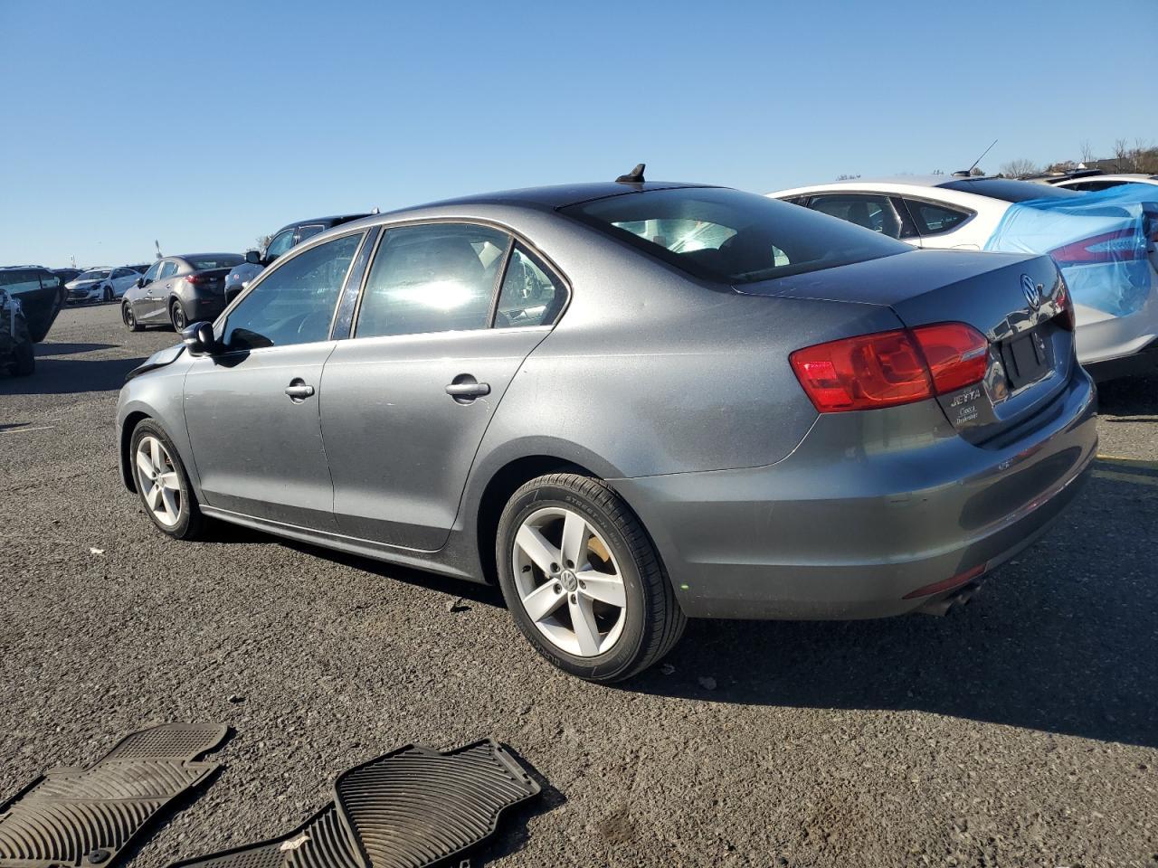 2013 VOLKSWAGEN JETTA