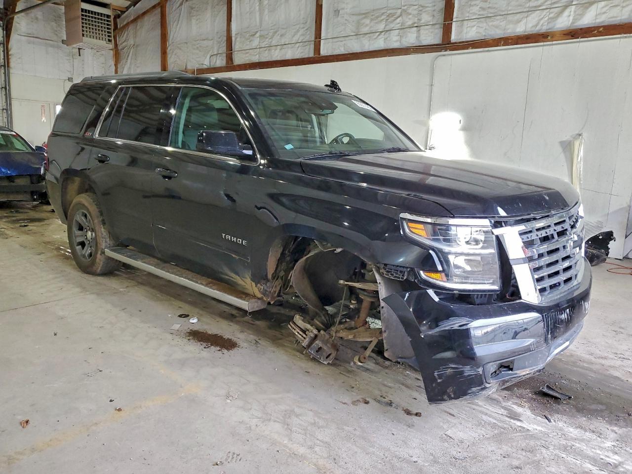 2016 CHEVROLET Tahoe