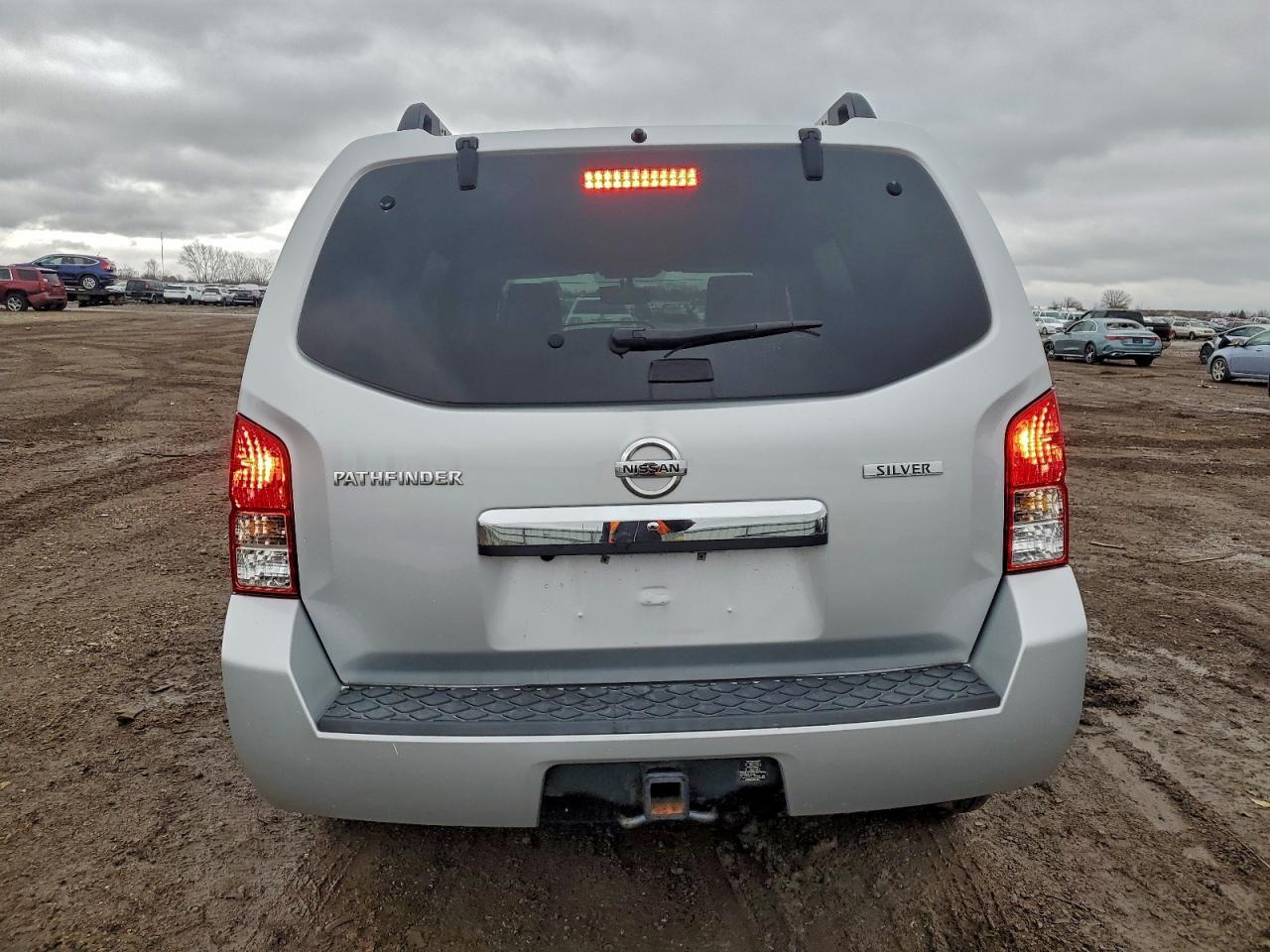 2012 NISSAN PATHFINDER