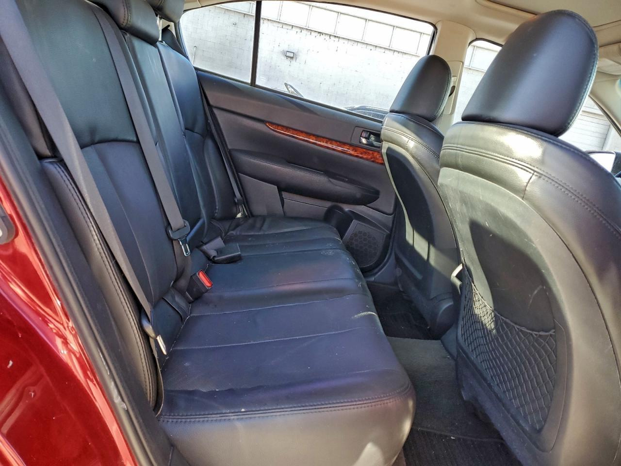 2012 SUBARU Legacy
