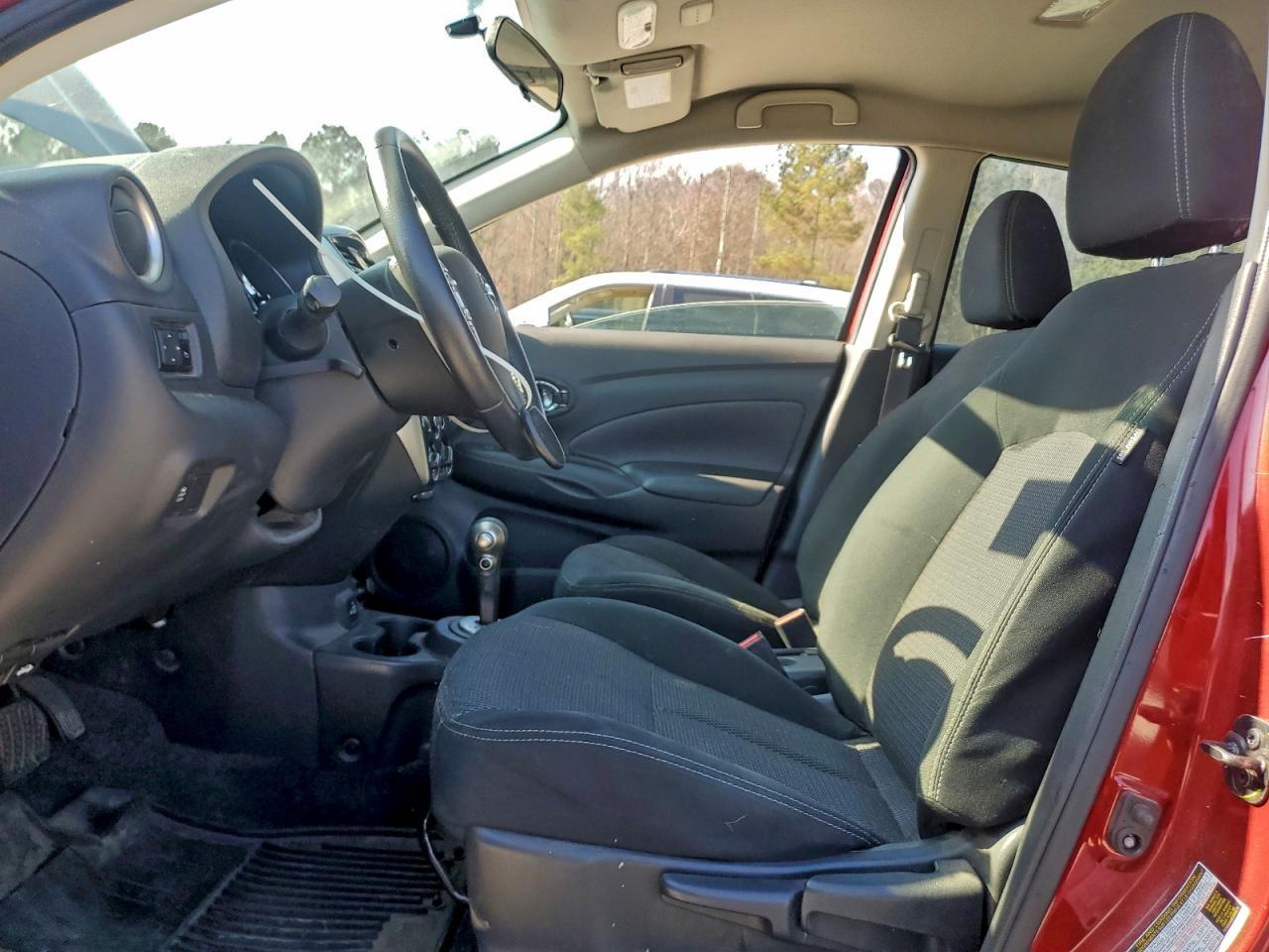 2019 NISSAN VERSA