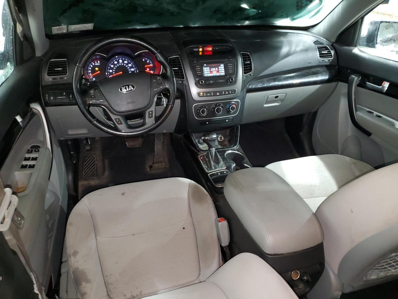 2014 KIA SORENTO