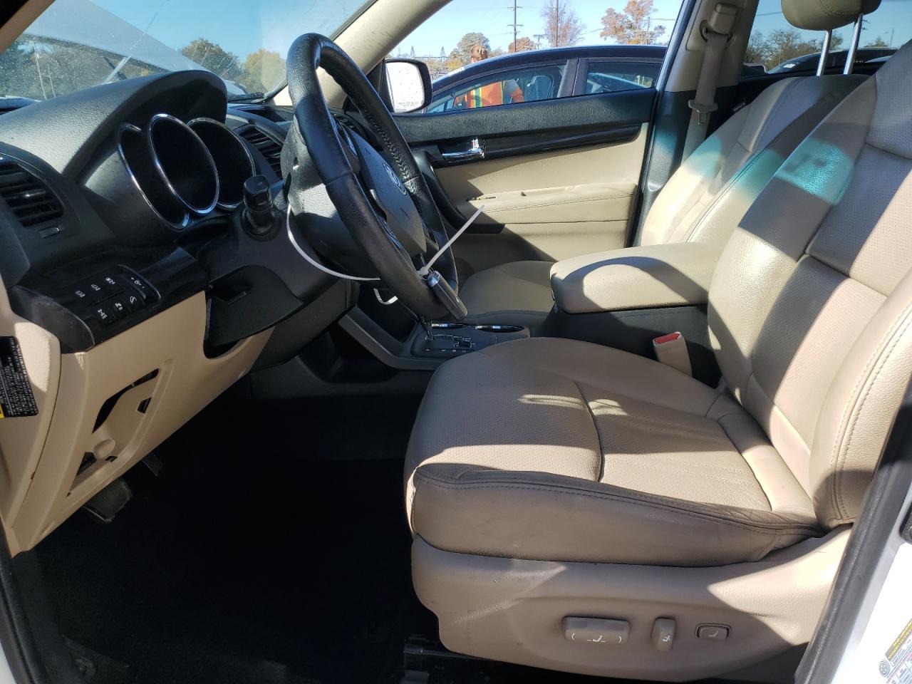 2013 KIA SORENTO
