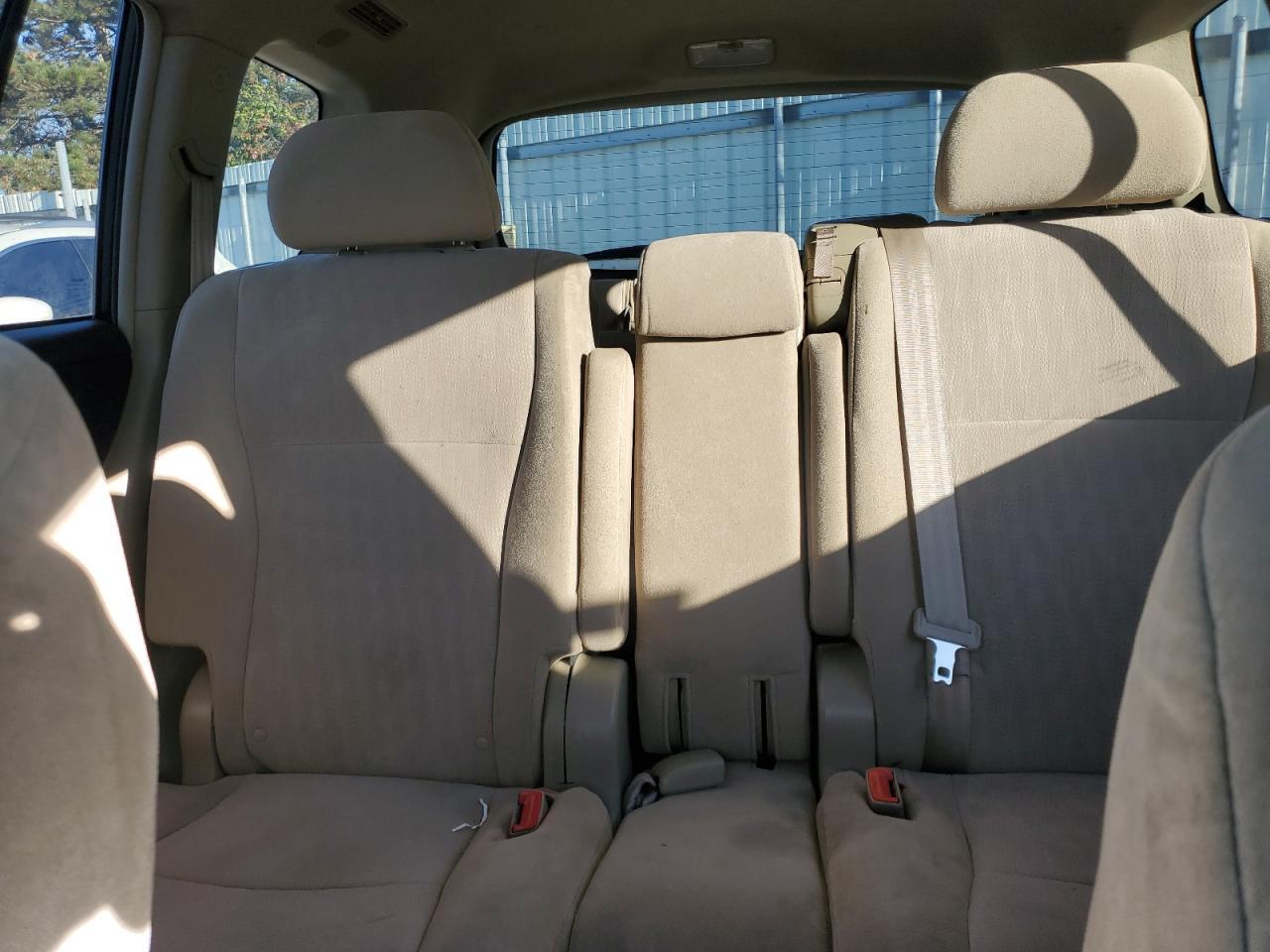 2011 TOYOTA HIGHLANDER