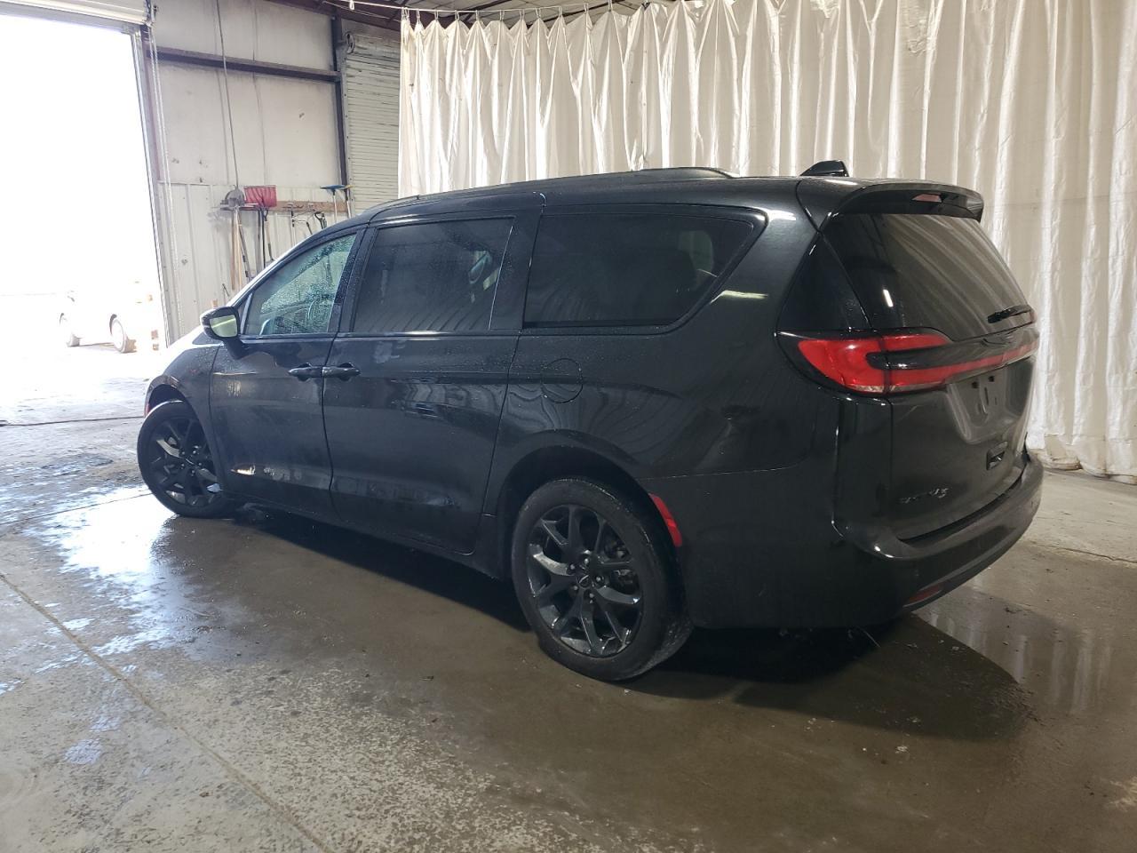 2021 CHRYSLER Pacifica