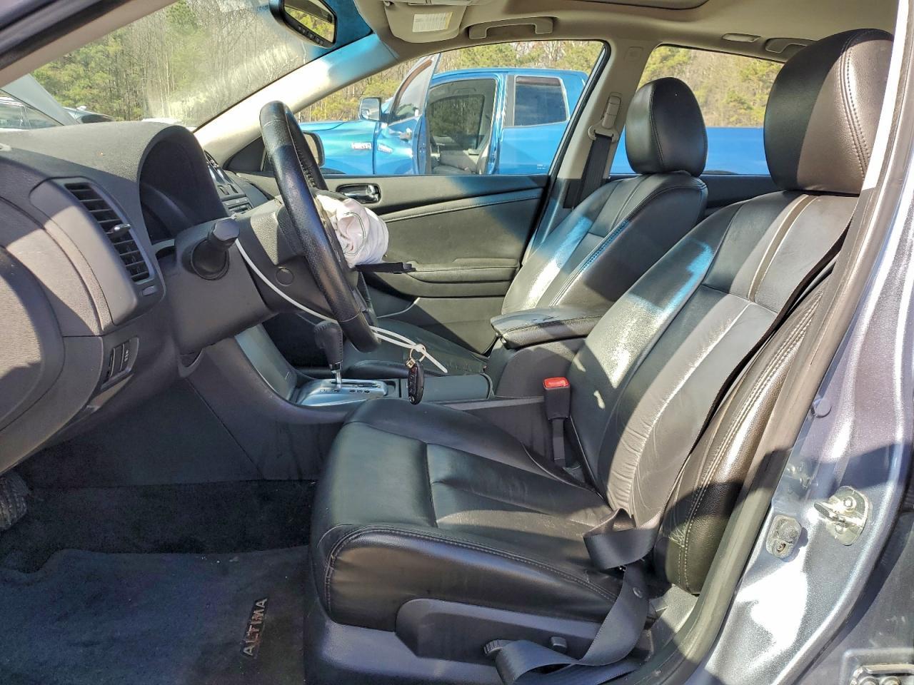2012 NISSAN ALTIMA