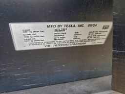 2024 TESLA Cybertruck