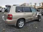 2005 TOYOTA HIGHLANDER