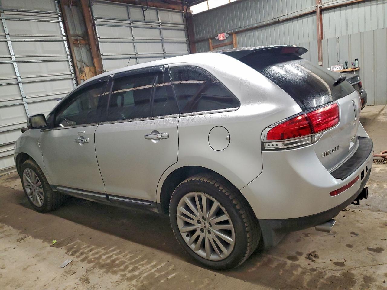 2011 LINCOLN MKX