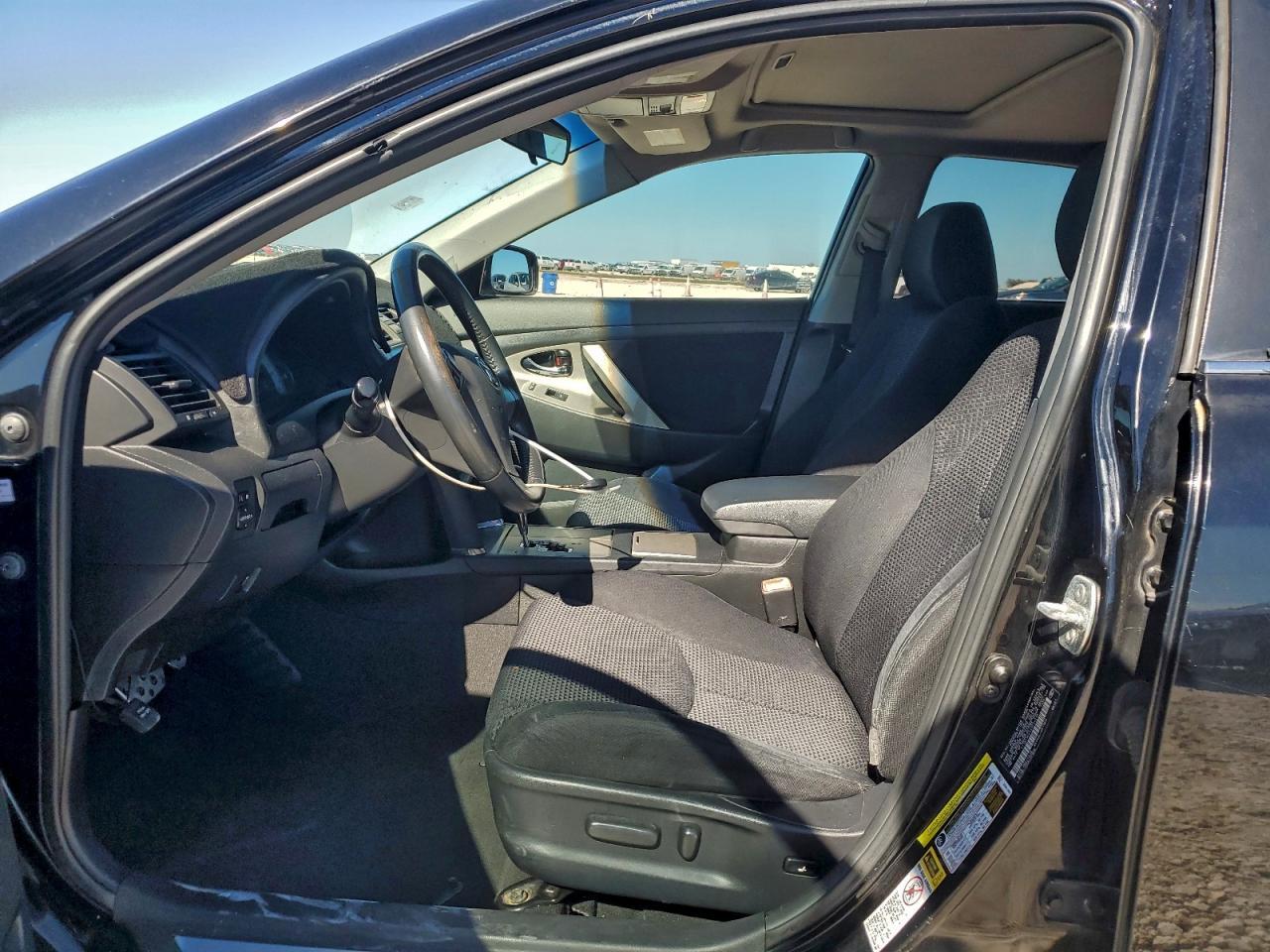 2010 TOYOTA CAMRY