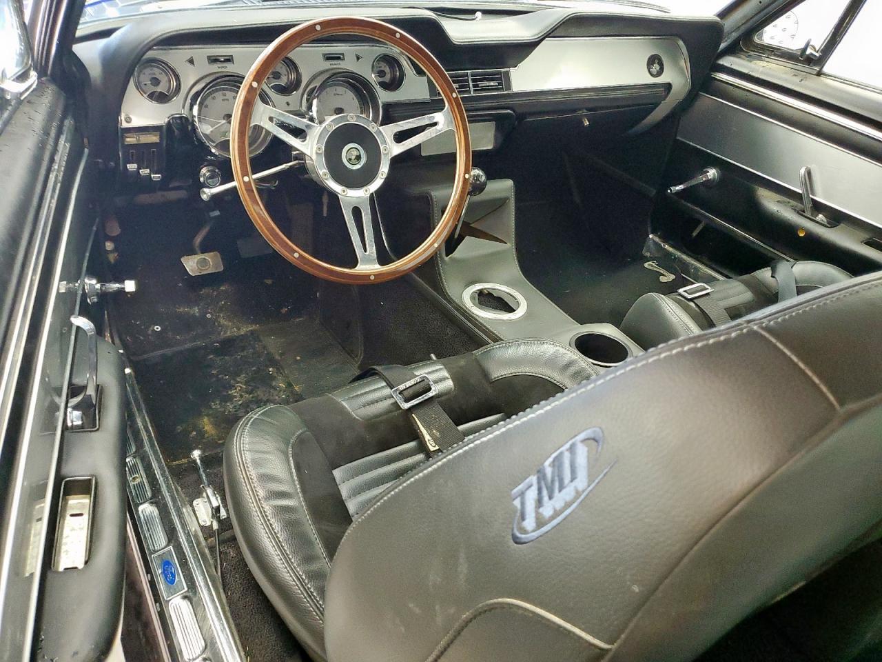 1967 FORD MUSTANG