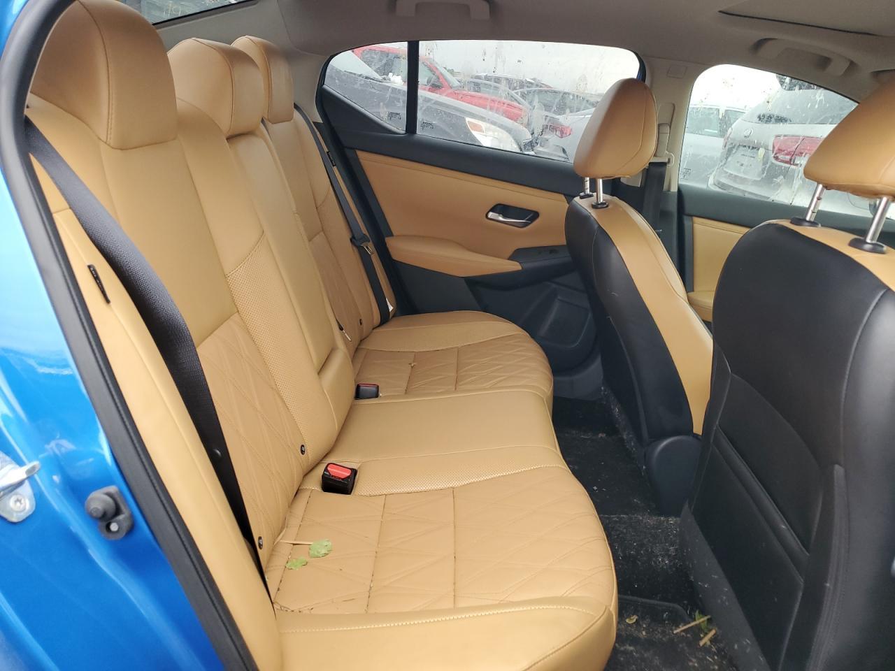 2022 NISSAN SENTRA