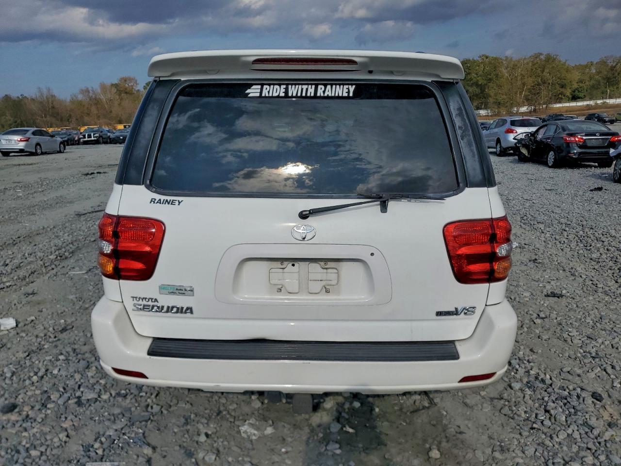 2003 TOYOTA Sequoia