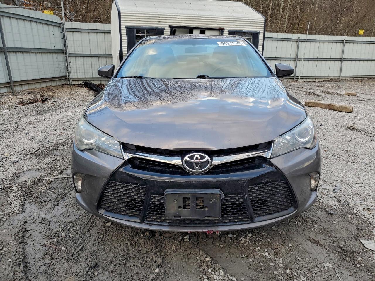 2017 TOYOTA CAMRY