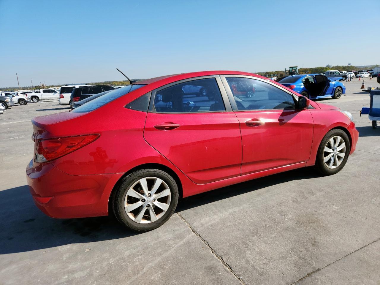 2013 HYUNDAI ACCENT