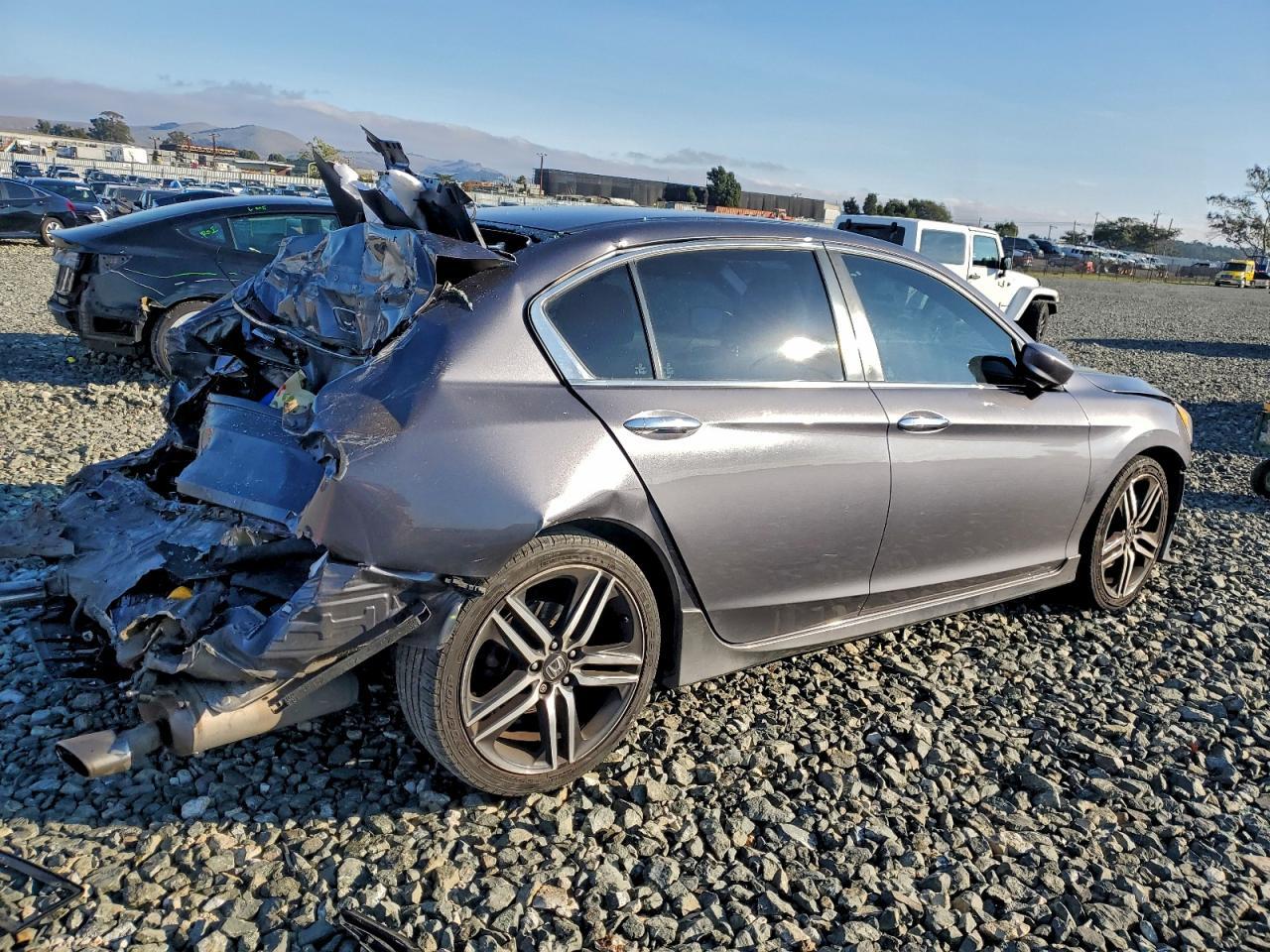 2017 HONDA ACCORD