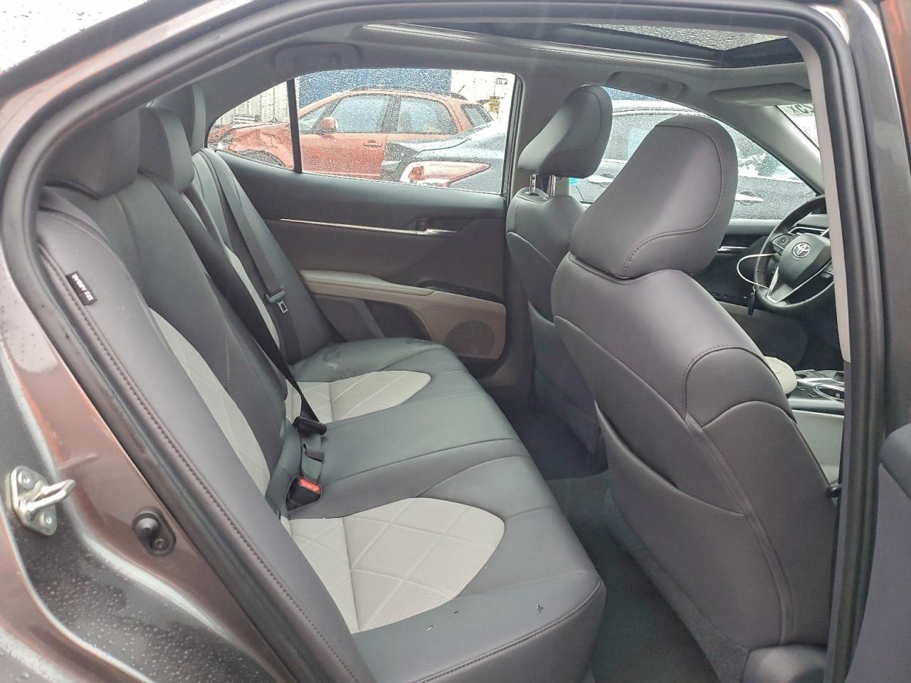 2019 TOYOTA CAMRY