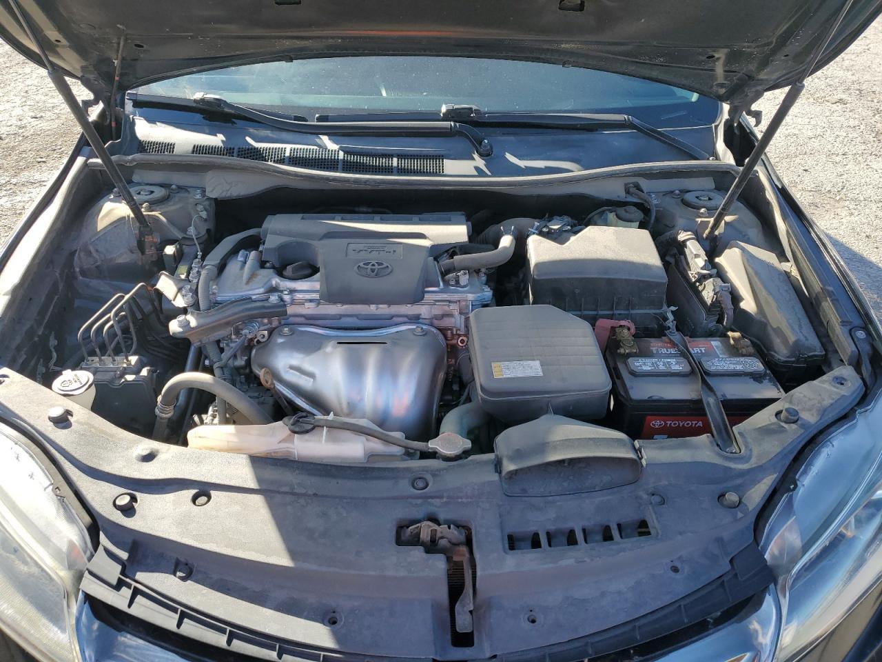 2016 TOYOTA CAMRY