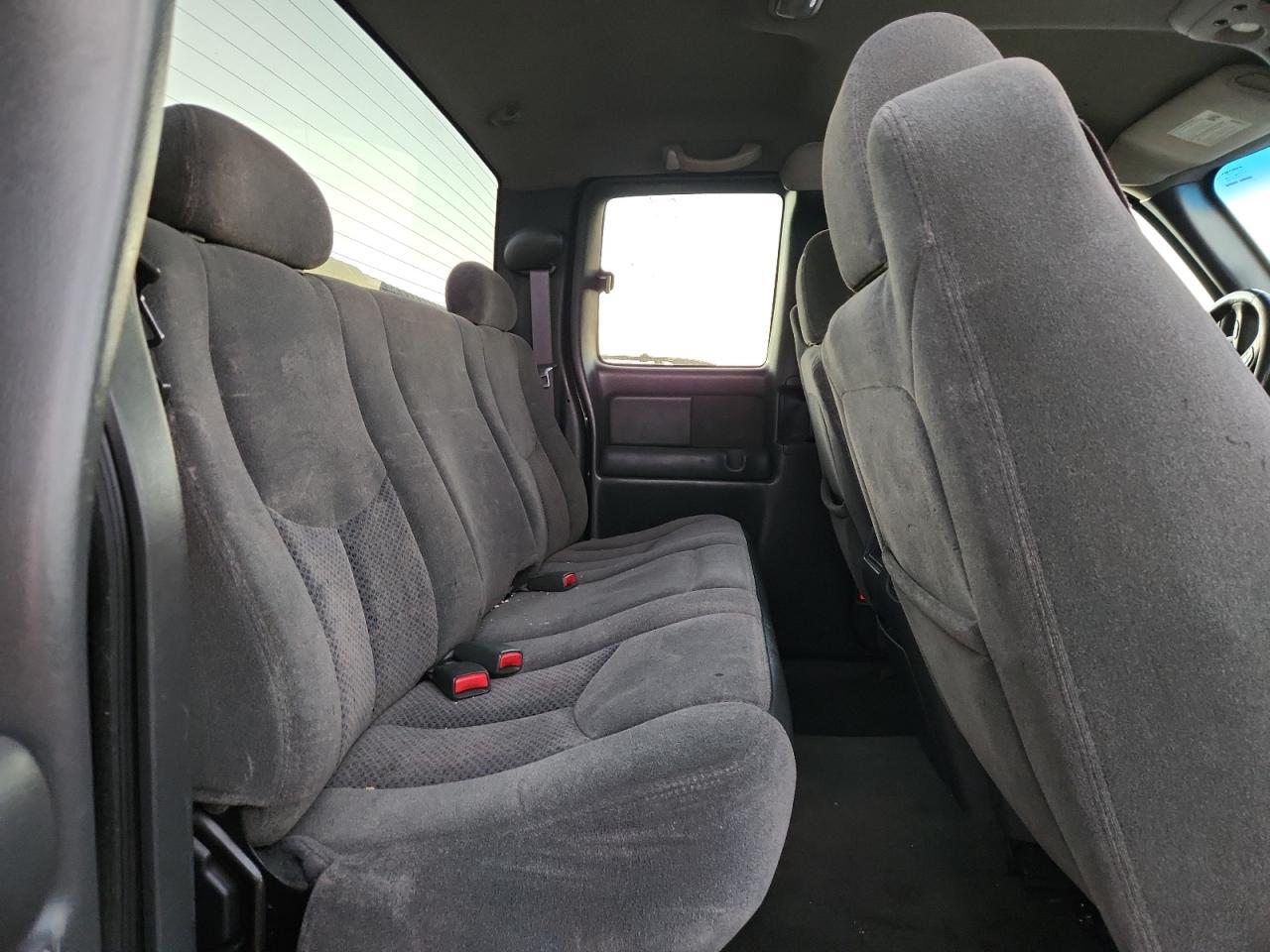 2004 CHEVROLET Silverado