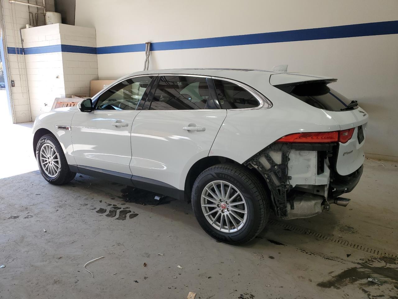 2019 JAGUAR F-Pace
