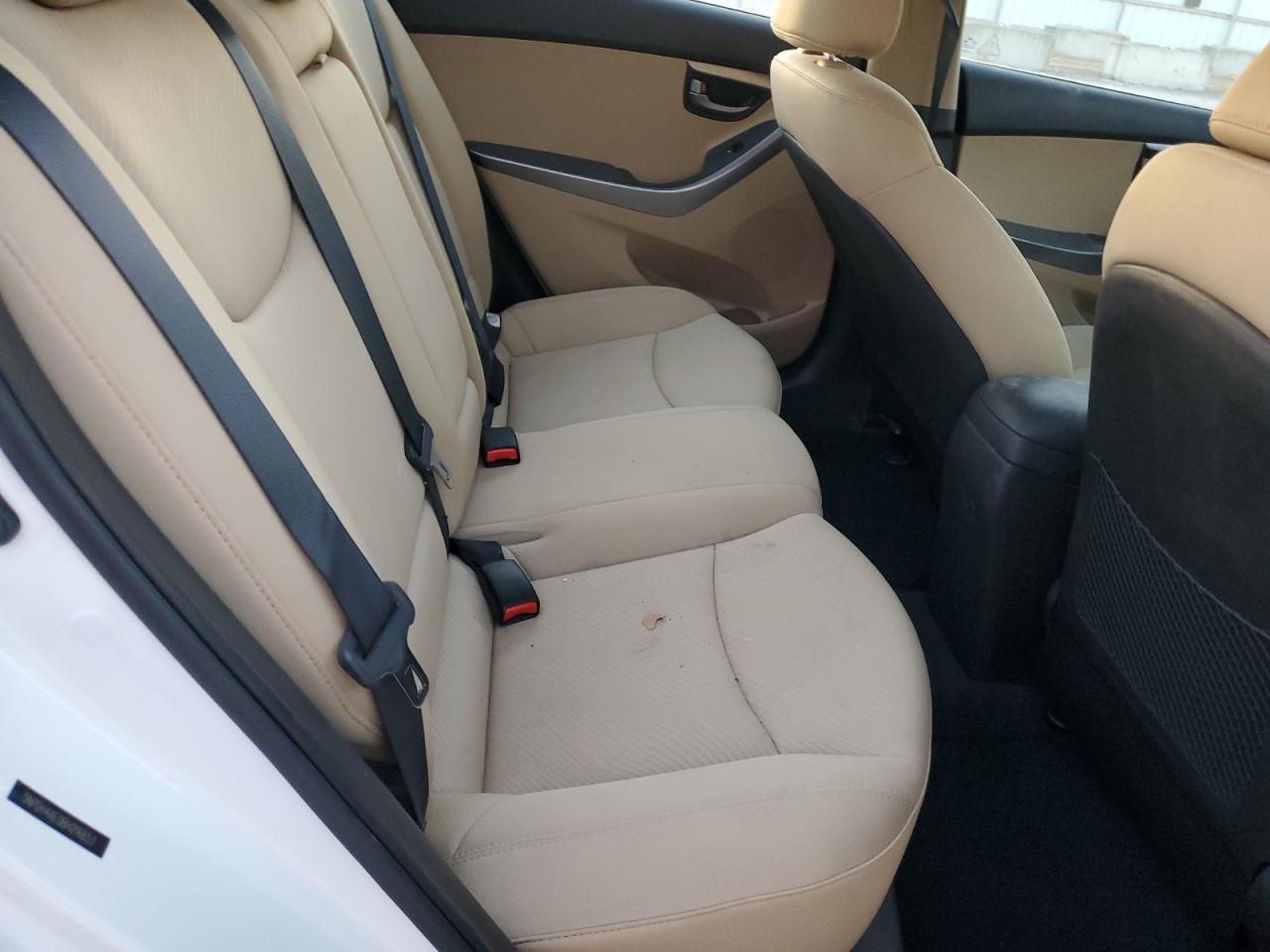 2011 HYUNDAI ELANTRA